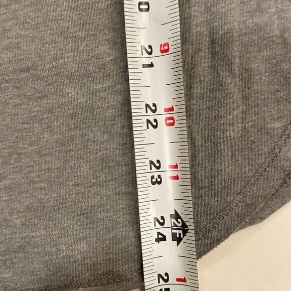 Harley Davidson Womens Long Sleeve Shirt Gray Silver BLING Logo SKULLS Pullover - Picture 7 of 10